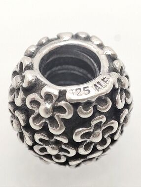 Authentic Pandora Sterling Silver Perfect Posies Floral XL RARE Charm 790566